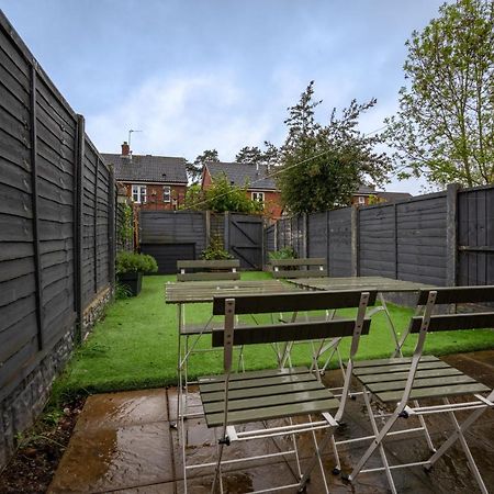 Marston Green Stunning Abode 5 Min From Nec & Bhx, Pets Allowed מראה חיצוני תמונה